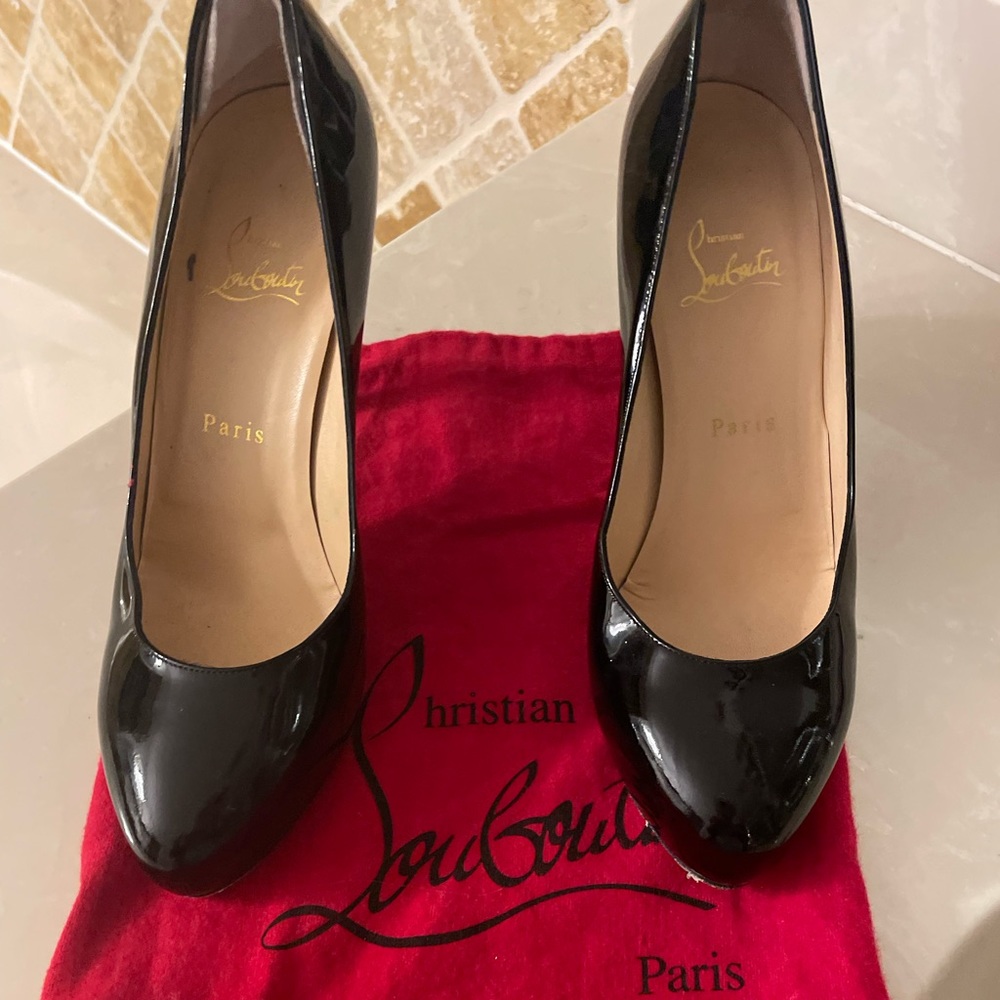Christian Louboutin Argotik Black size 40